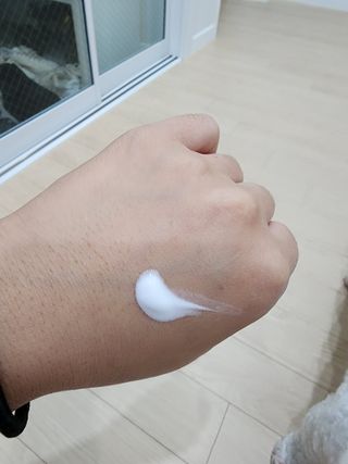 렉스리 데일리 톤업 크림 Rexri Daily Tone Up Cream — 5점을 준 리뷰어가 2022년 11월 올린 사용 사진