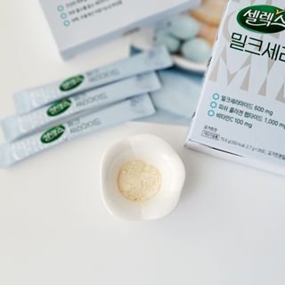 셀렉스스포츠 셀렉스 밀크세라마이드 저분자피쉬콜라겐 28포 X 1박스 — 5점을 준 리뷰어가 2021년 5월 올린 사용 사진