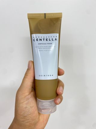 스킨1004 [SKIN1004] 마다가스카르 센텔라 앰플 폼 125ml — 4점을 준 리뷰어가 2024년 8월 올린 사용 사진