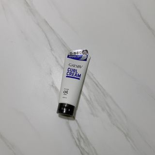 [갸스비] 곱슬 머리부터 파마까지 남자의 컬을 위한 갸스비 컬크림 — 5점을 준 리뷰어가 2021년 10월 올린 사용 사진