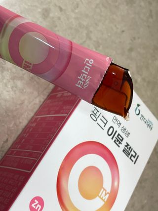인디닥터 면역 생생 핑크 이뮨 젤리 + 타이탄 BCAA 프로틴 젤리스틱 — 4.5점을 준 리뷰어가 2022년 4월 올린 사용 사진
