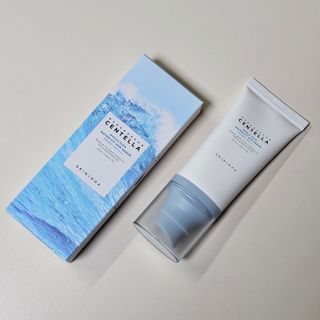 MF[스킨1004] 마다가스카르 센텔라 히알루-시카 워터핏 선세럼 50ml — 5점을 준 리뷰어가 2024년 5월 올린 사용 사진