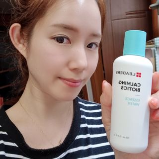 리더스코스메틱 리더스 카밍 바이오틱스 에센스 워터 — 5점을 준 리뷰어가 2022년 5월 올린 사용 사진