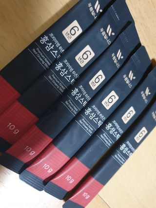 [푸름웰니스] 프리미엄 6년근 홍삼스틱 3mg x 100포 — 5점을 준 리뷰어가 2022년 3월 올린 사용 사진