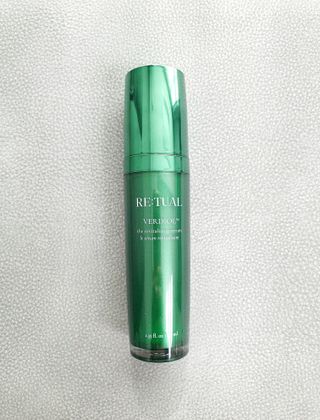레츄얼 베르디올 더 리바이탈라이징 세럼 — 5점을 준 리뷰어가 2022년 5월 올린 사용 사진
