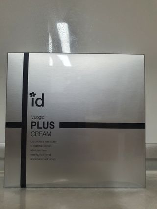 아이디플라코스메틱 아이디 브이로직 플러스 크림 15ml X 4EA — 5점을 준 리뷰어가 2022년 1월 올린 사용 사진