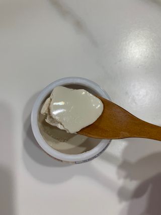매일바이오 그릭요거트 오리지널 플레인 4개, 로스터리 커피믹스 4개 — 4점을 준 리뷰어가 2021년 12월 올린 사용 사진