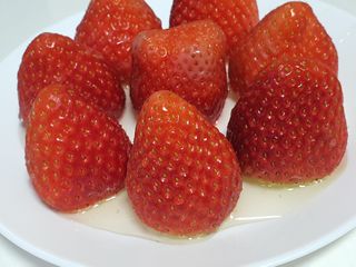 옳음 딸기 논산 설향 딸기 900g 산지직송 — 5점을 준 리뷰어가 2021년 1월 올린 사용 사진