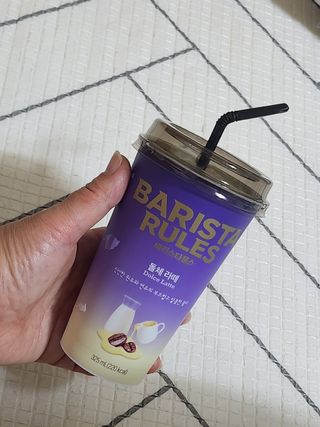 바리스타룰스 돌체 라떼 — 5점을 준 리뷰어가 2023년 4월 올린 사용 사진