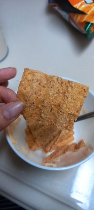 강렬한 태양의 맛 썬의 신제품, 썬 할라피뇨체다 — 2점을 준 리뷰어가 2022년 6월 올린 사용 사진