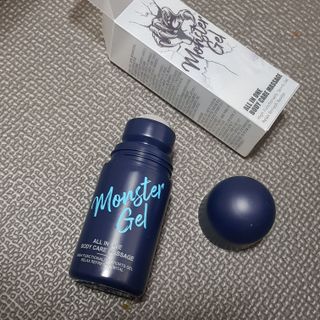 [바록스] 류현진 올인원 바디릴렉싱 몬스터겔 50ml — 4.5점을 준 리뷰어가 2021년 3월 올린 사용 사진