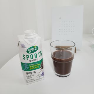 셀렉스스포츠 셀렉스 스포츠 웨이 프로틴 초콜릿 _ 330ml x 12팩 — 5점을 준 리뷰어가 2021년 3월 올린 사용 사진