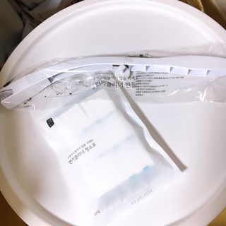 [생활공작소] 변기크리너 스틱 + 리필 12개 세트 — 2.5점을 준 리뷰어가 2021년 3월 올린 사용 사진