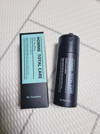 Dr.느루벗 느루벗 옴므 토탈 케어 올인원 118ml 남자 남성 스킨 로션 에센스 크림 화장품 — 4점을 준 리뷰어가 2021년 4월 올린 사용 사진