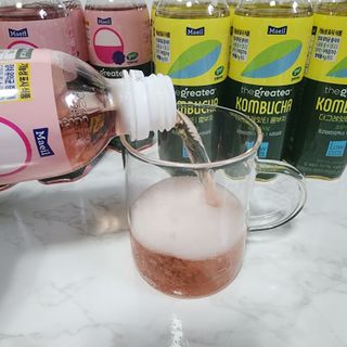 더그레잇티 콤부차 [매일유업] 더그레잇티 44kcal 콤부차 300ml *12개입 (오리지널 6개+베리리치 6개) — 5점을 준 리뷰어가 2023년 7월 올린 사용 사진