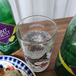 몽베스트 Montbest with Sparkling water Lemon OR Lime 20병(랜덤) — 5점을 준 리뷰어가 2023년 2월 올린 사용 사진