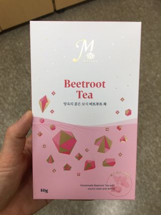 마시다 매혹적인 붉은 빛이 입안 가득히, 비트루트차 — 5점을 준 리뷰어가 2021년 3월 올린 사용 사진