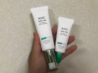 [AHC] 세이프온 에센스 선크림 올리브영 스페셜 증정 기획세트 — 5점을 준 리뷰어가 2022년 6월 올린 사용 사진