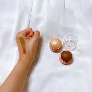 [크리스앤릴리] 돔-글 컨투어링 블러셔 — 5점을 준 리뷰어가 2022년 8월 올린 사용 사진