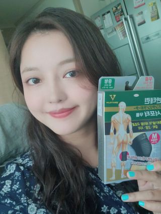 반테린서포터 무릎보호대 — 5점을 준 리뷰어가 2021년 6월 올린 사용 사진