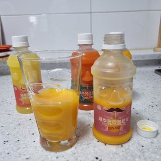 탐라원 제주의 맛, 몬딱주스 4종세트 - 한라봉몬딱주스, 천혜향몬딱주스, 청귤에이드, 당근몬딱주스 — 3.5점을 준 리뷰어가 2021년 8월 올린 사용 사진