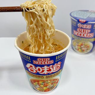 NISSIN 닛신 컵누들  4종 - 씨푸드오리지날, 씨푸드 스파이시, 씨푸드 커리, 씨푸드 XO소스 — 4.5점을 준 리뷰어가 2022년 4월 올린 사용 사진