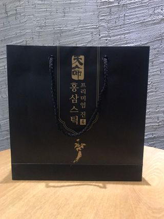 헬스업_천명진프리미엄홍삼스틱_10ml x 30포 — 5점을 준 리뷰어가 2021년 2월 올린 사용 사진