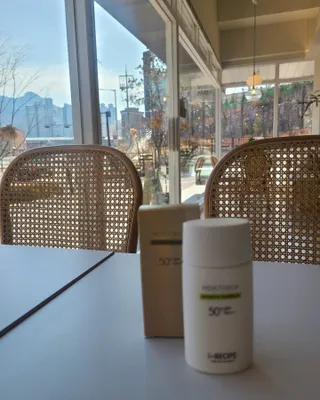 아이레시피 모이스트터치 스포츠 선밀크 50ml (SPF50+ PA+++) — 5점을 준 리뷰어가 2023년 2월 올린 사용 사진
