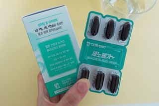 [대웅제약] 혈행, 눈,뼈건강, 알티지오메가3 세노메가 루테인 — 4점을 준 리뷰어가 2021년 8월 올린 사용 사진