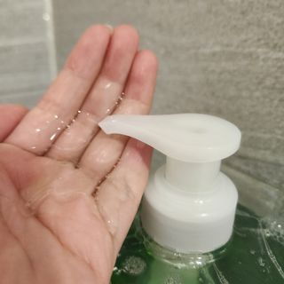 닥터시드 티트리 앤 라임 비건 지성케어 쿨 탈모 샴푸 (1000ml) — 5점을 준 리뷰어가 2024년 4월 올린 사용 사진