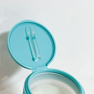 리더스코스메틱 리더스 카밍 바이오틱스 퀵 수딩 패드 — 5점을 준 리뷰어가 2022년 6월 올린 사용 사진