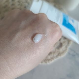 랑벨 수퍼내츄럴 아쿠아 수딩 크림 100ml — 4.5점을 준 리뷰어가 2022년 5월 올린 사용 사진