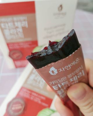 자연에온 가득담은 몽모랑시 타트체리 콜라겐 젤리스틱 — 5점을 준 리뷰어가 2021년 1월 올린 사용 사진