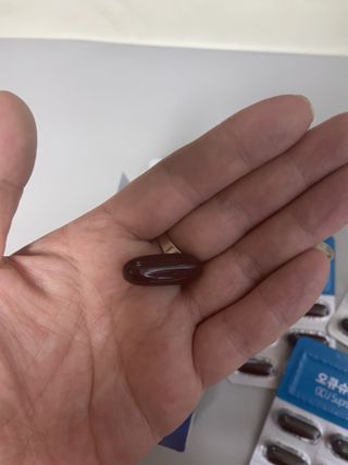 뉴트리션팩토리 비타프렙 오큐슈프림 루테인 오메가3 1050mg — 3.5점을 준 리뷰어가 2021년 7월 올린 사용 사진