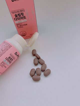 닥터피엔티 [Dr.PNT] 하루 2알로 건강한 다이어트! 한겨울에도 체지방만 쏙~ 슬림핏 다이어트 — 4점을 준 리뷰어가 2022년 12월 올린 사용 사진