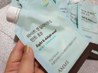 아므_이너뷰티 라이트 앤 딜라이트 밀 민트 초코 — 5점을 준 리뷰어가 2021년 8월 올린 사용 사진