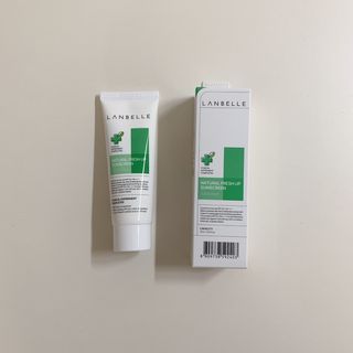 랑벨 내츄럴 프레시 업 선크림 75ml — 4.5점을 준 리뷰어가 2022년 5월 올린 사용 사진