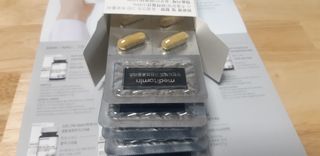 메디타민 원헌드레드 그린프로폴리스 — 5점을 준 리뷰어가 2021년 11월 올린 사용 사진