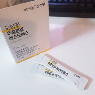 체인미 국화꽃 추출분말 에스오에스 곡류효소 과일채소 17종 혼합 분말 스틱 — 5점을 준 리뷰어가 2021년 11월 올린 사용 사진