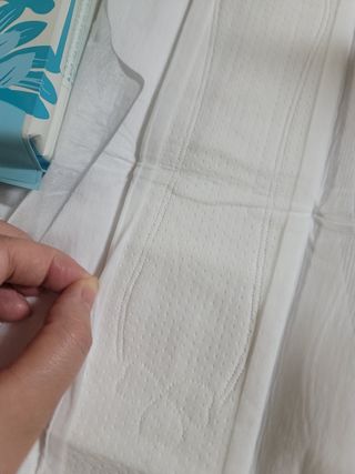 특허 받은 친환경 프리미엄 초슬림 생리대 나풀나풀 실속세트 — 5점을 준 리뷰어가 2023년 4월 올린 사용 사진