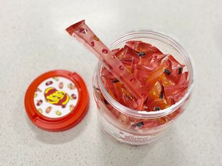 젤리벨리 젤리스틱 어쏘티드 900g — 3점을 준 리뷰어가 2022년 8월 올린 사용 사진