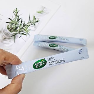 셀렉스스포츠 셀렉스 밀크세라마이드 저분자피쉬콜라겐 28포 X 1박스 — 5점을 준 리뷰어가 2021년 6월 올린 사용 사진