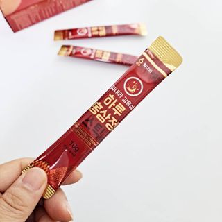 힘내라김홍삼 하루홍삼정스틱 10g x 30포 — 5점을 준 리뷰어가 2021년 5월 올린 사용 사진