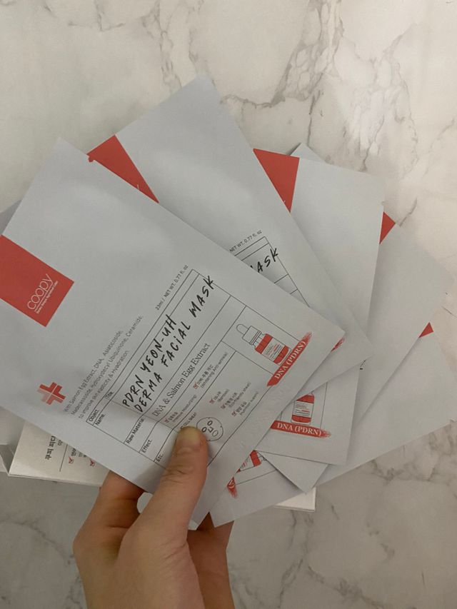피디알엔 연어 더마 페이셜 마스크 리뷰 사진