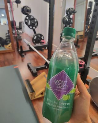몽베스트 Montbest with Sparkling water Lime20병 — 5점을 준 리뷰어가 2021년 10월 올린 사용 사진