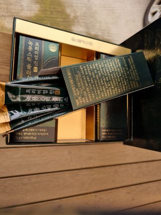 서울약사신협_프리미엄 진 녹용스틱 플러스10g x 30포 — 5점을 준 리뷰어가 2021년 8월 올린 사용 사진