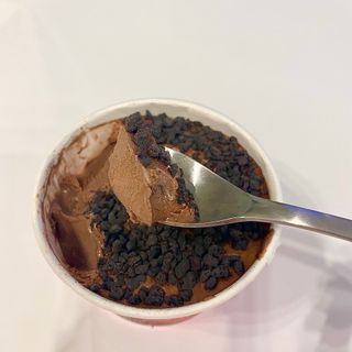 롯데제과 본젤라또 비스킷&바닐라카라멜바, 본젤라또 베리쇼콜라컵 — 5점을 준 리뷰어가 2021년 11월 올린 사용 사진