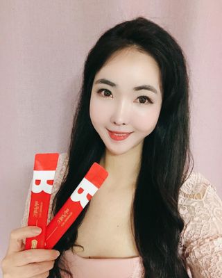 디오르 버닝레드 — 3.5점을 준 리뷰어가 2022년 2월 올린 사용 사진