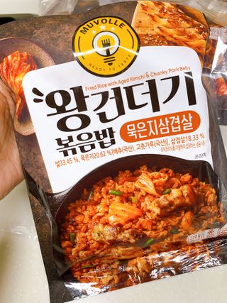 한성기업 무볼레 왕건더기 볶음밥 묵은지삼겹살 — 5점을 준 리뷰어가 2021년 10월 올린 사용 사진