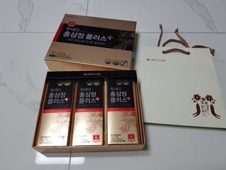 서울약사신협_투데이홍삼정플러스스틱_10g x 30포 — 5점을 준 리뷰어가 2021년 5월 올린 사용 사진
